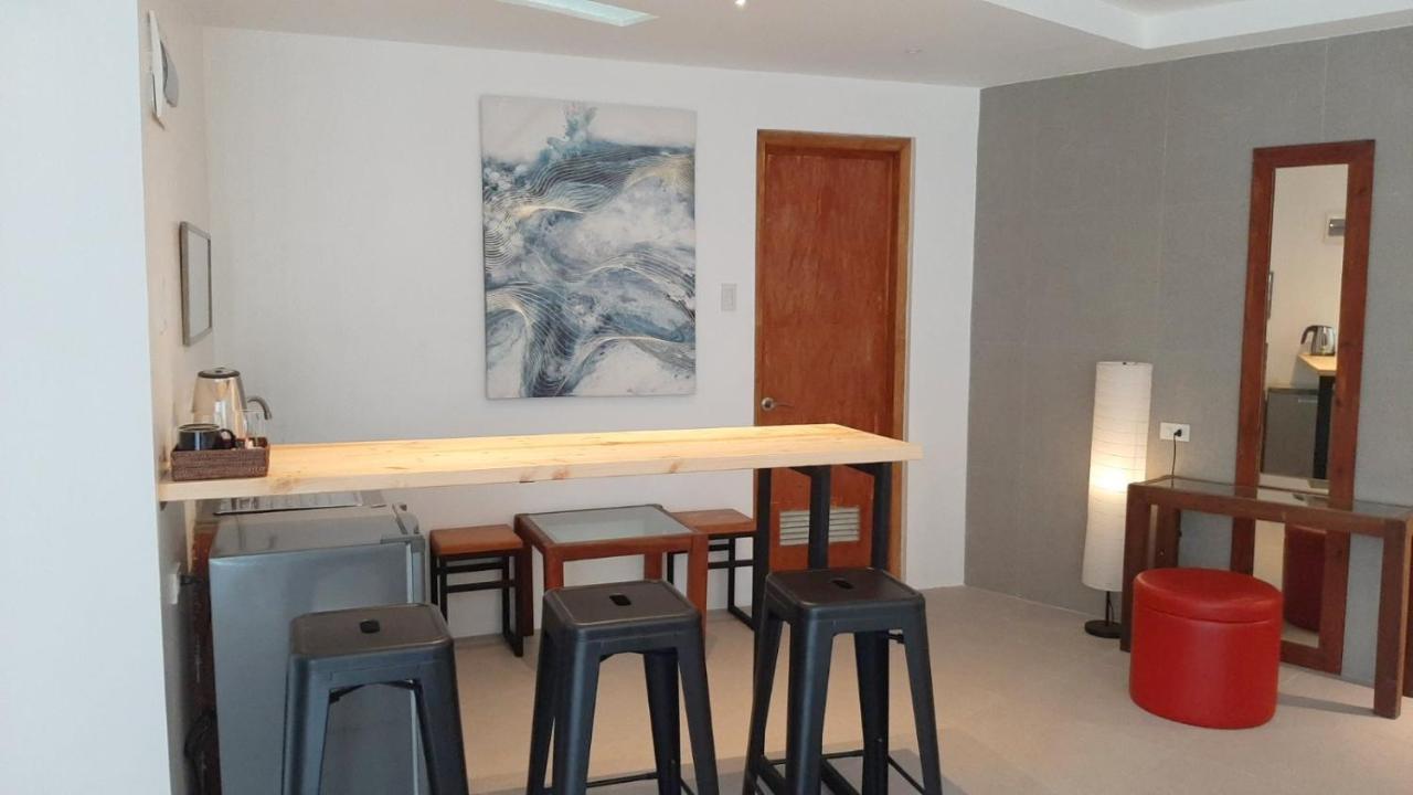 Urban Sands Hotel Iloilo Eksteriør billede