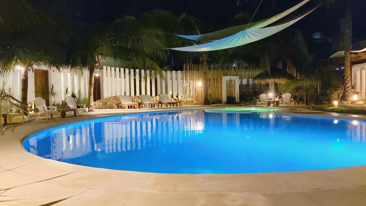 Urban Sands Hotel Iloilo Eksteriør billede