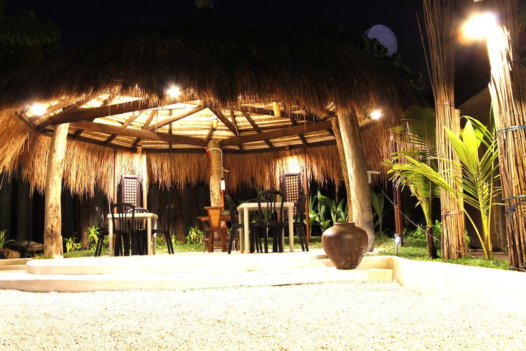 Urban Sands Hotel Iloilo Eksteriør billede